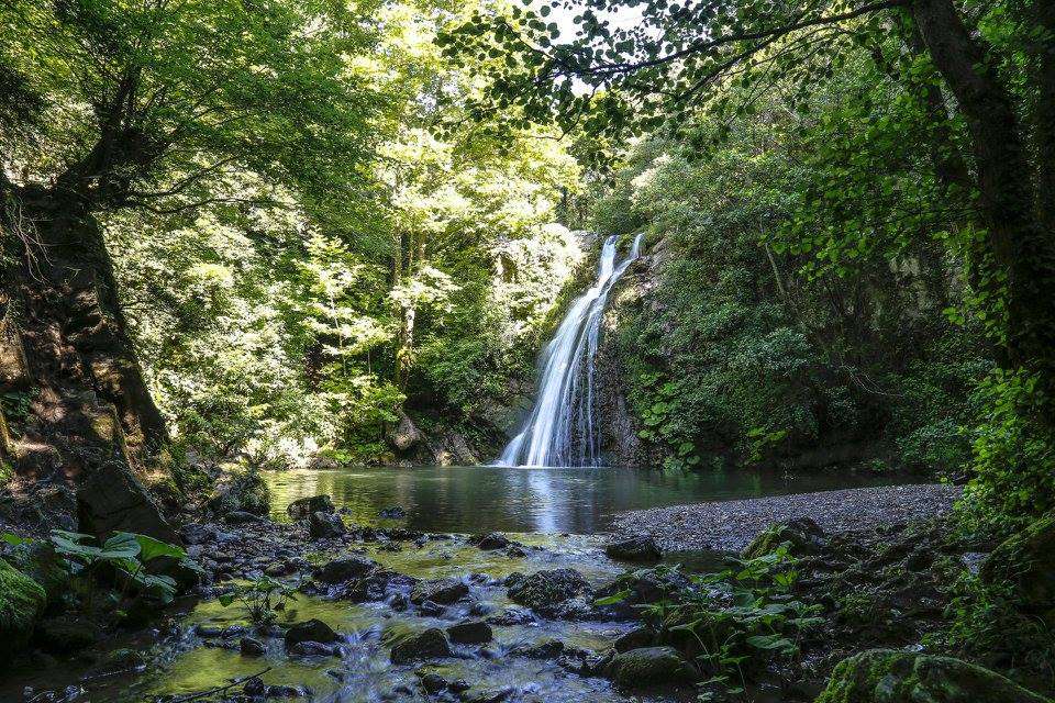 Cenedere Waterfall