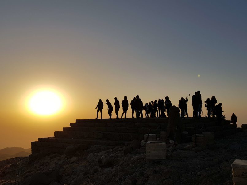 Nemrut Dağı ve Gün Doğumu