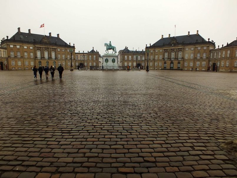 Amalienborg Sarayı