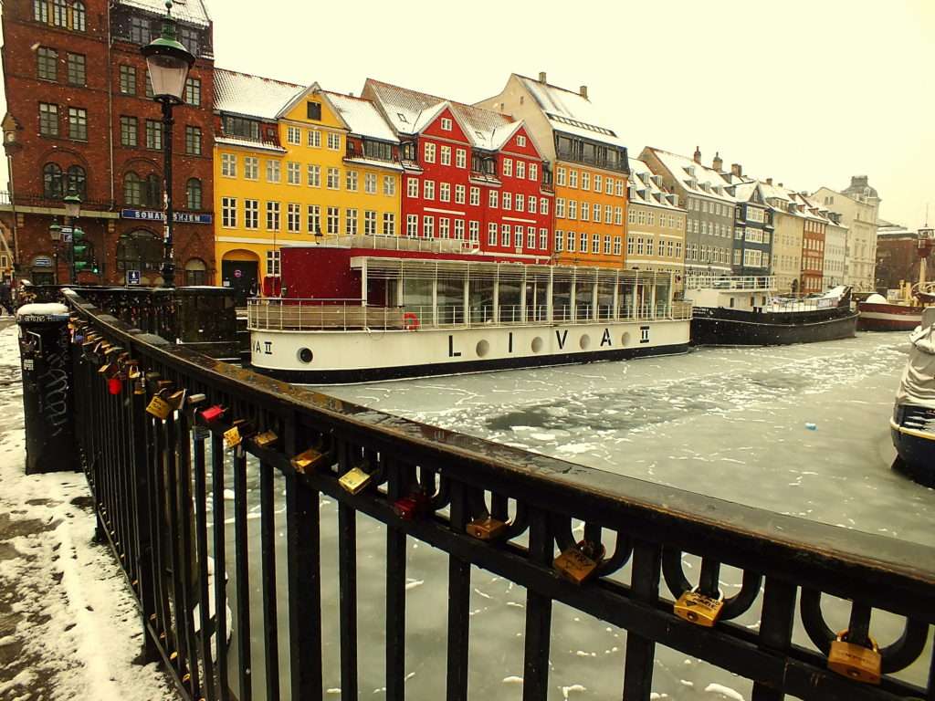 Kışın Nyhavn Köprüsü (Nyhavnsbroen)