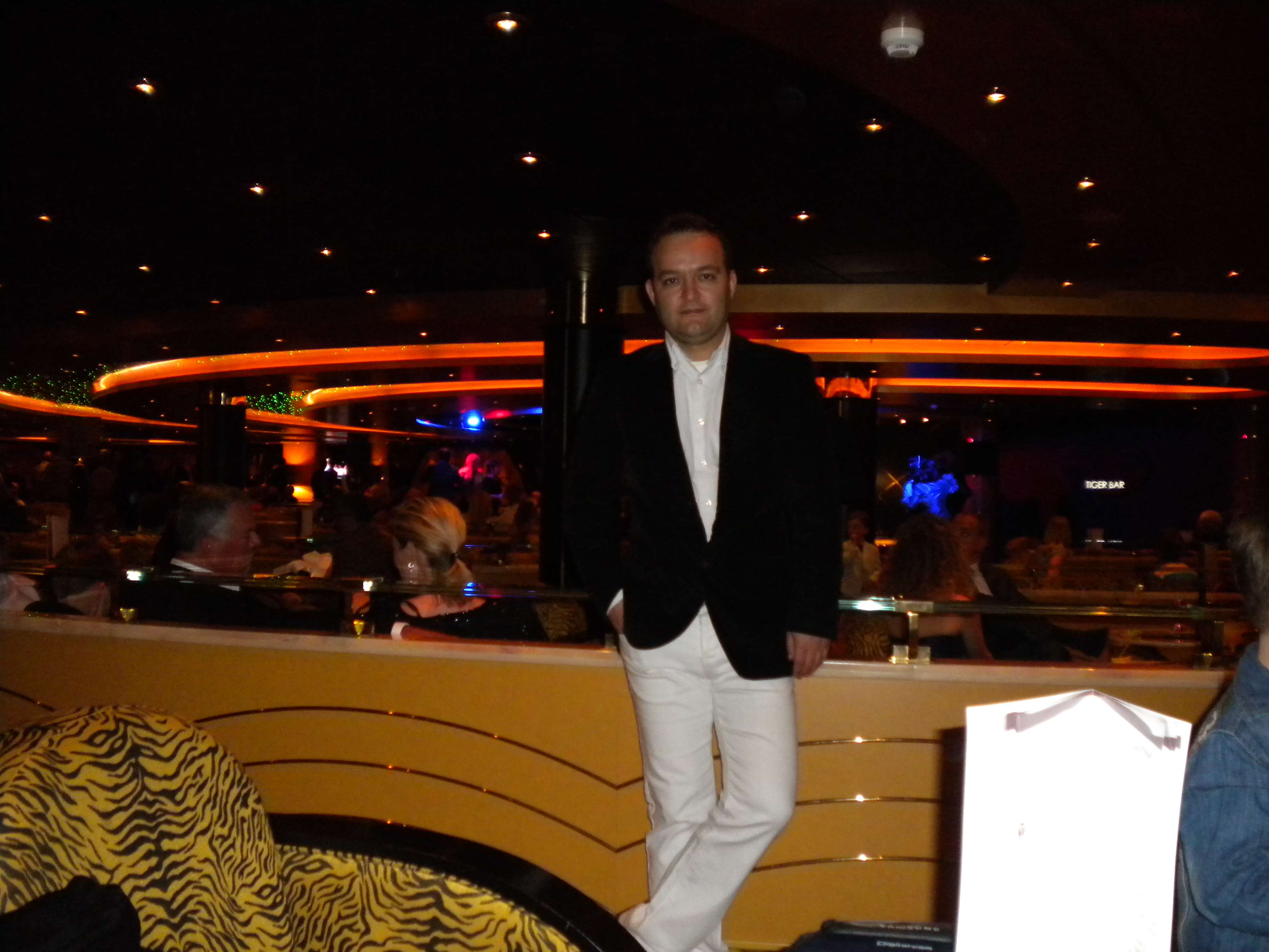 MSC Magnifica Tiger Bar