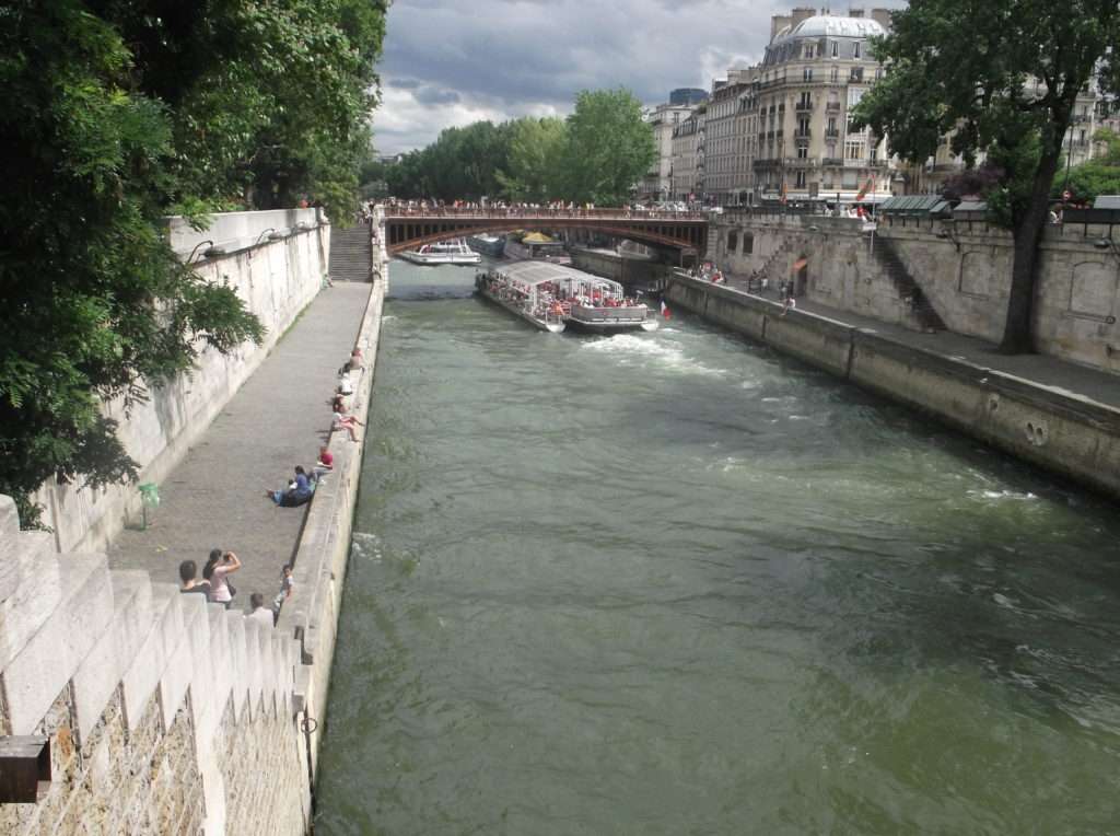 Seine Nehri Tekne Turu