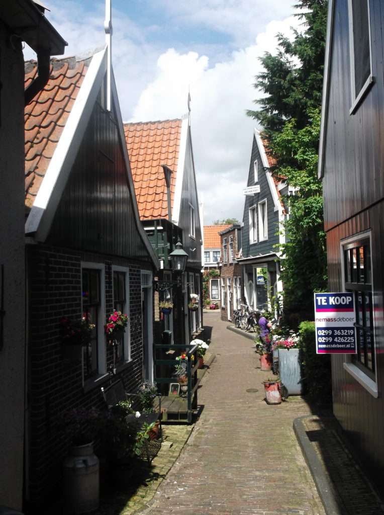 Volendam Sokakları