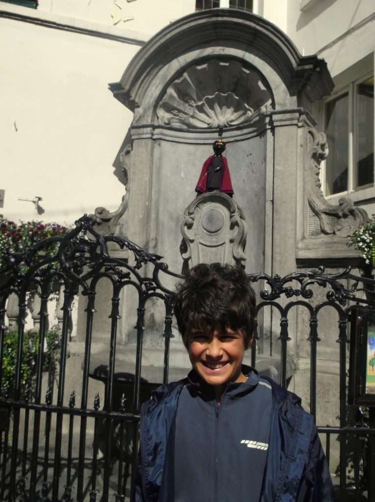 İşeyen Çocuk (Manneken Pis)