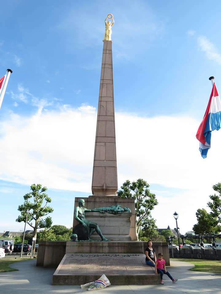 Ulusal Dayanışma Anıtı (Monument de la Solidarite Nationale)
