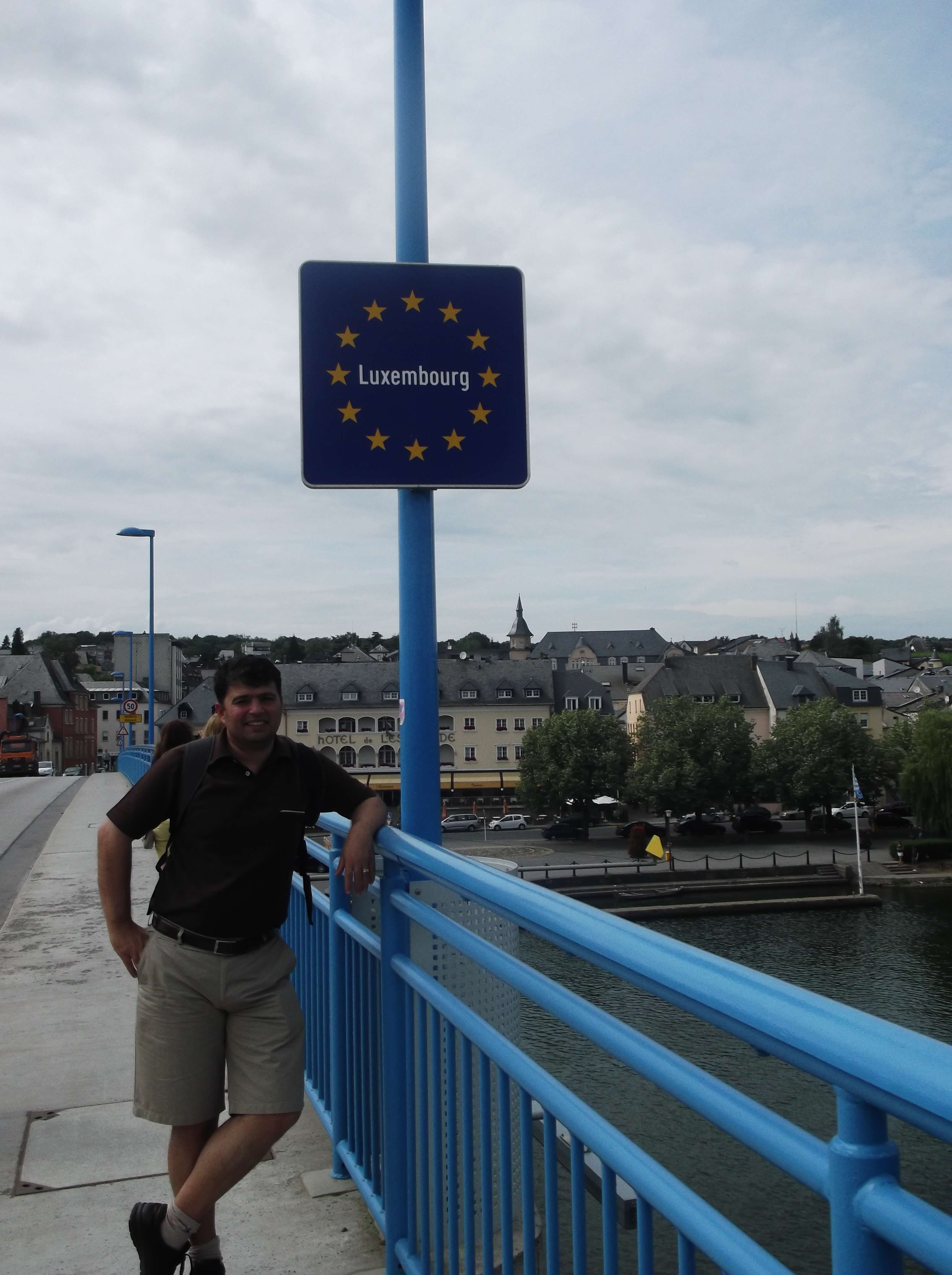 Remich Moselbrücke'de Sınır