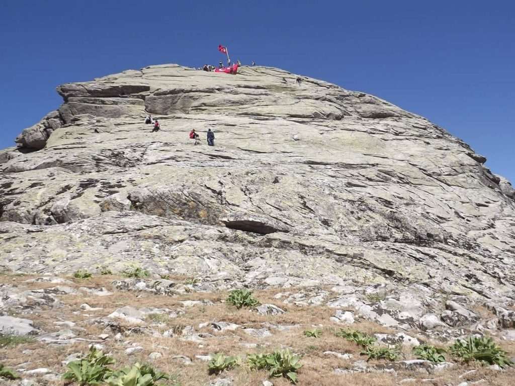 Beşparmak Dağları Zirvesi