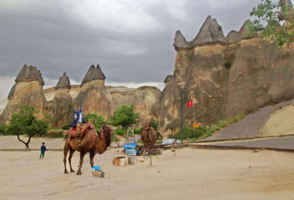 Göreme Açık Hava Müzesi'nde Deve Sürüşü