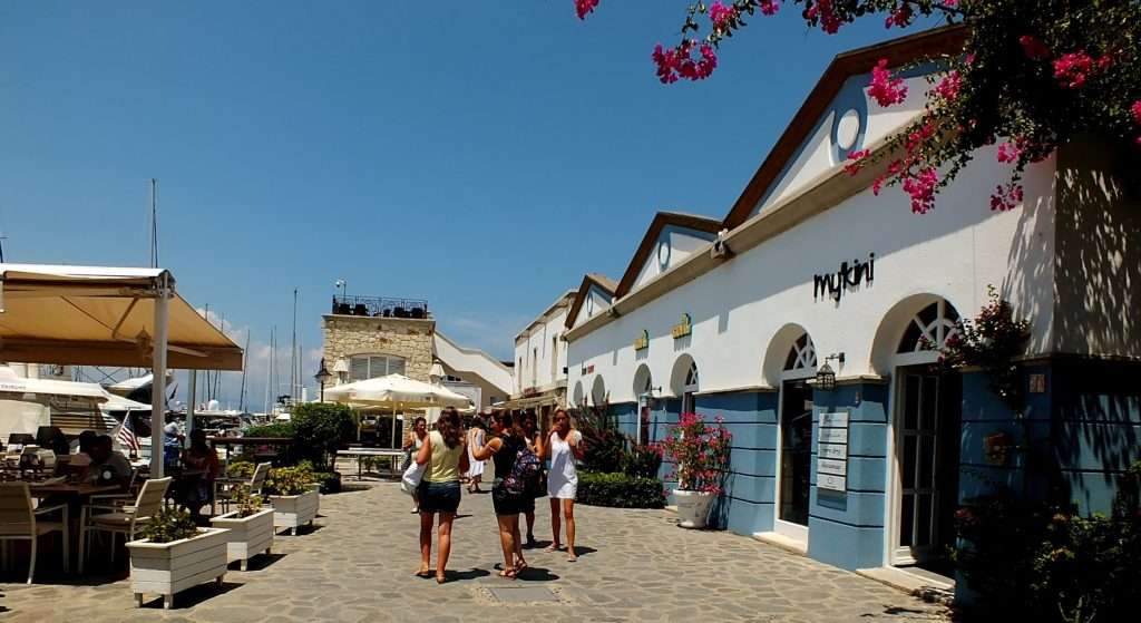 Çeşme Marina