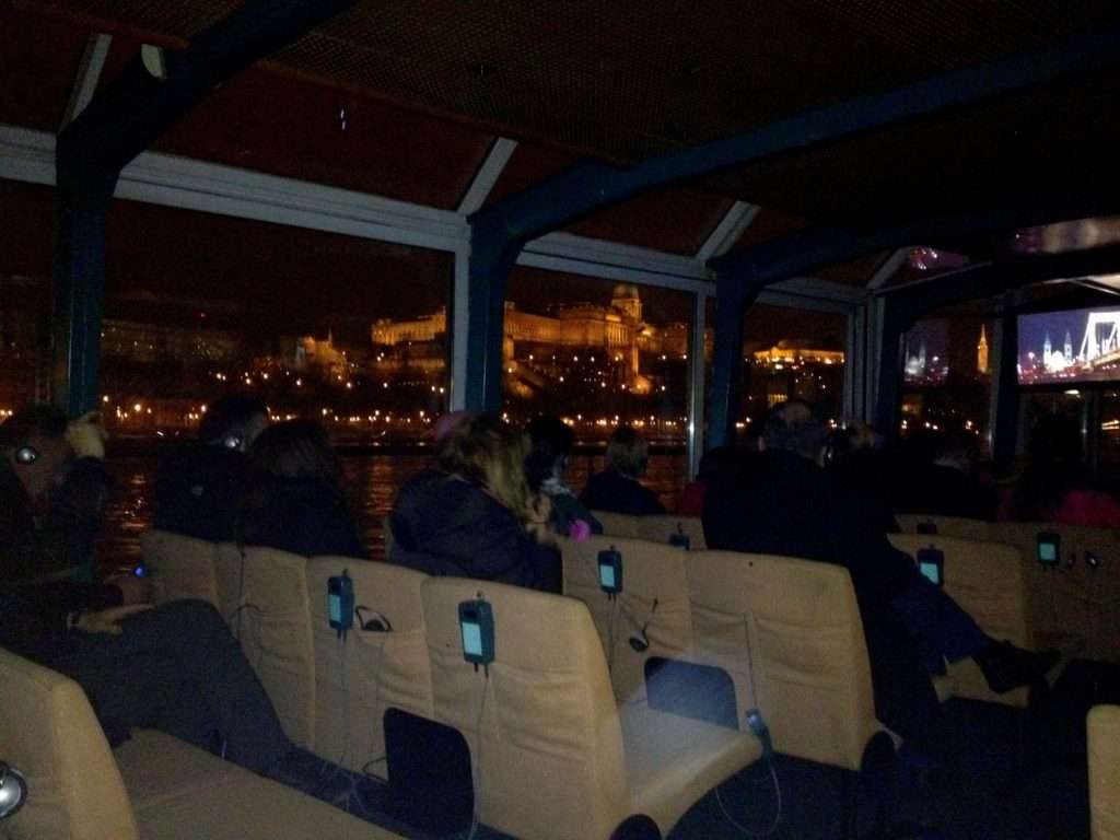 Budapeşte'de Gece Tekne Turu