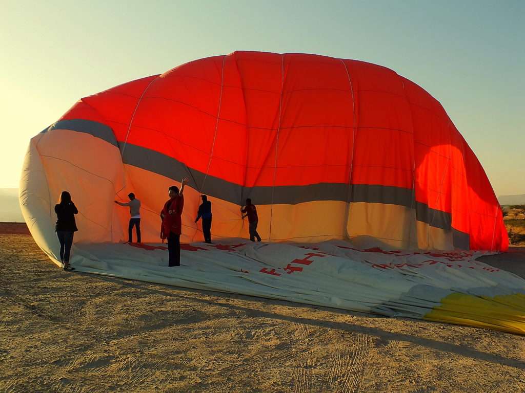 Kapadokya Balon Turu İniş Sonrası Balon Söndürme
