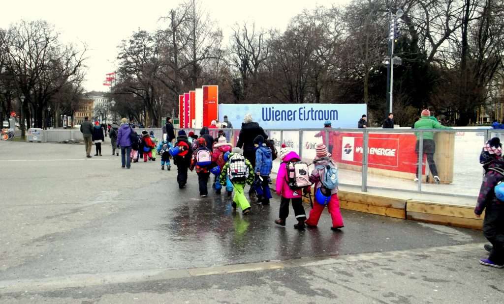 Viyana Belediye Binası (Rathaus) Wiener Eistraum