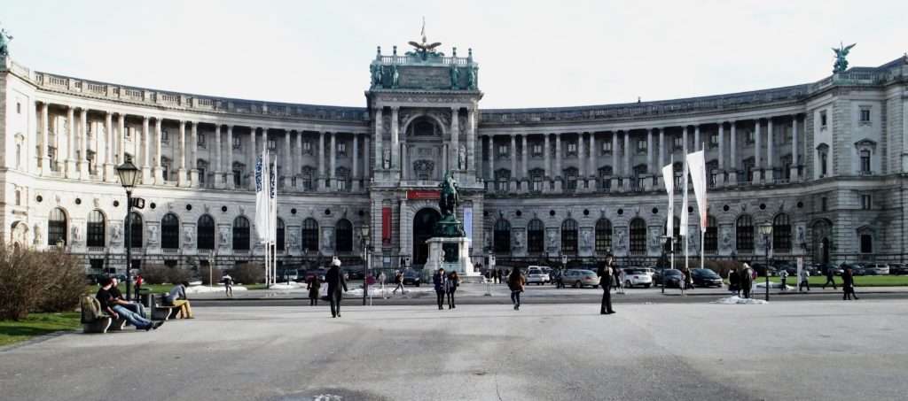 Hofburg İmparatorluk Sarayı (Hofburg Wien)