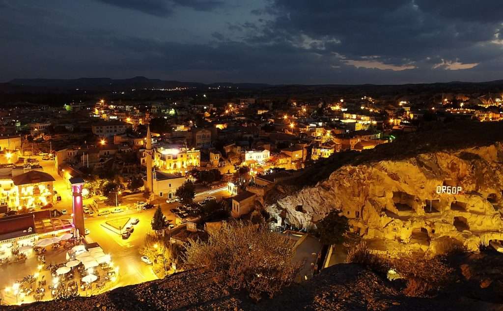 Ürgüp Temenni Tepesi Gece