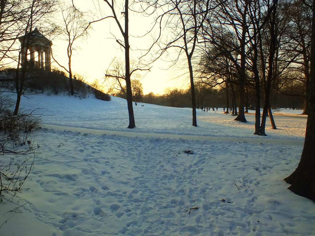 İngiliz Bahçesi (Englisher Garten) Monopteros