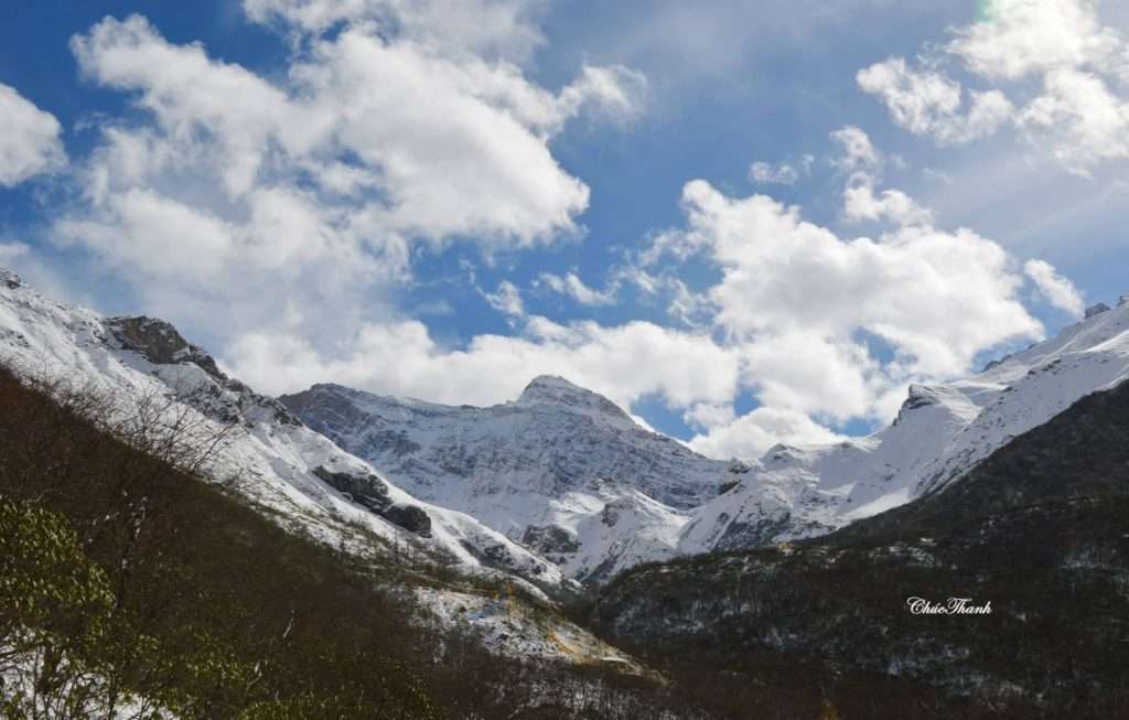 A Mountain Scene in Park