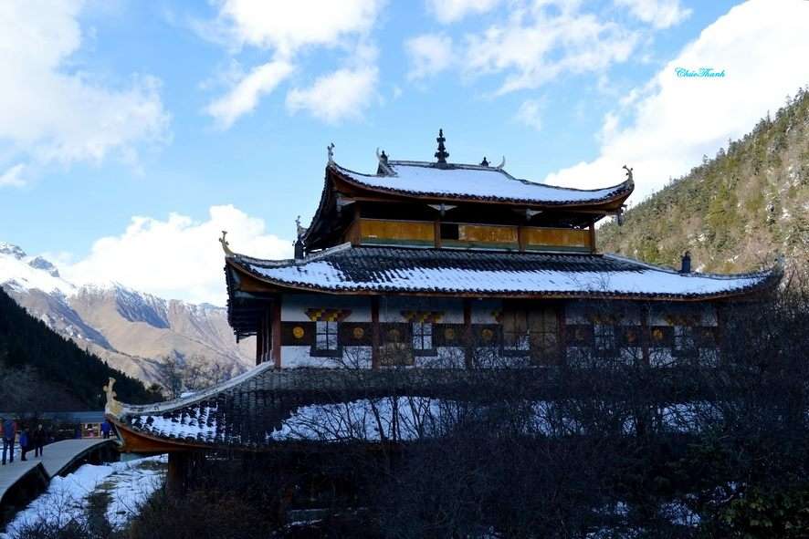 Huánglóng Temple (黄龙寺)