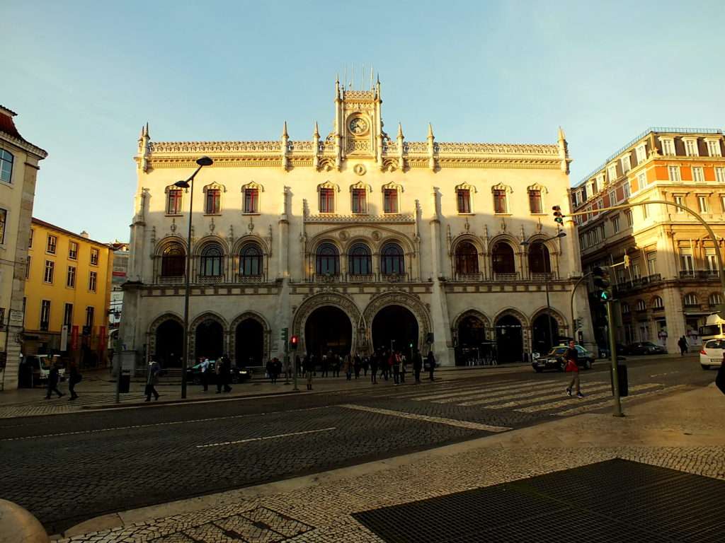 Rossio Tren İstasyonu (Estação do Rossio)