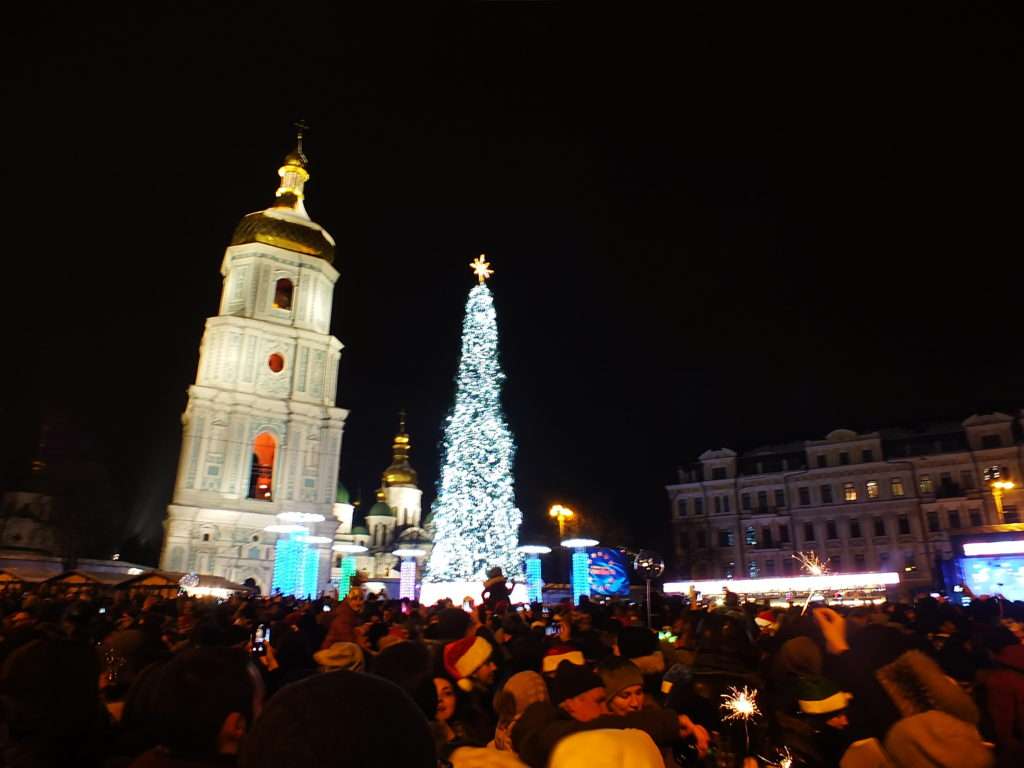 Kiev'de Yılbaşı Sofiyivska Meydanı