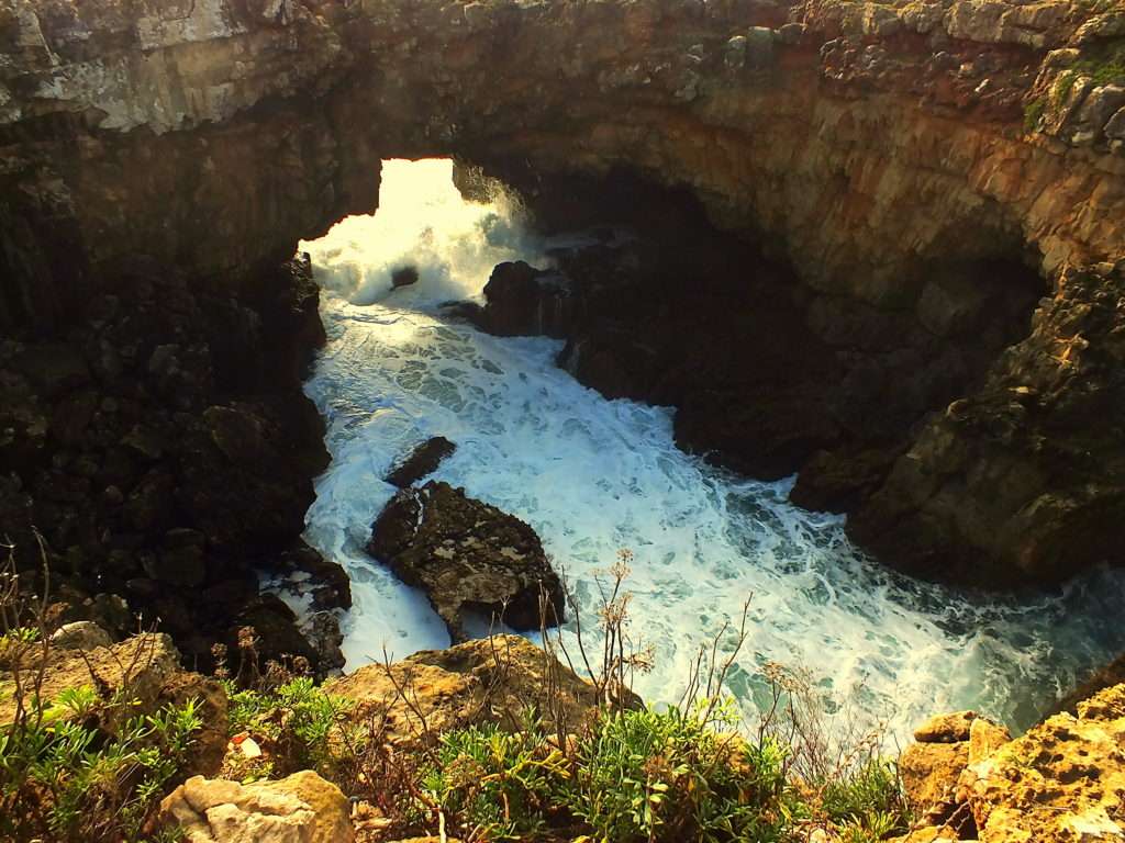 Cehennem Ağzı Bölgesi (The Boca do Inferno)