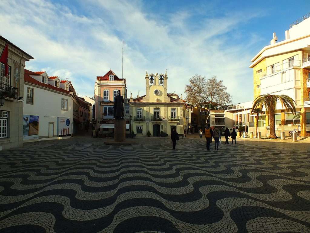 Cascais Meydanı (Praça 5 de Outubro)