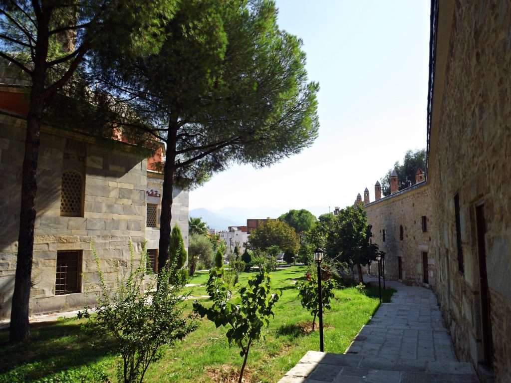 Firuz Bey Cami medrese odaları