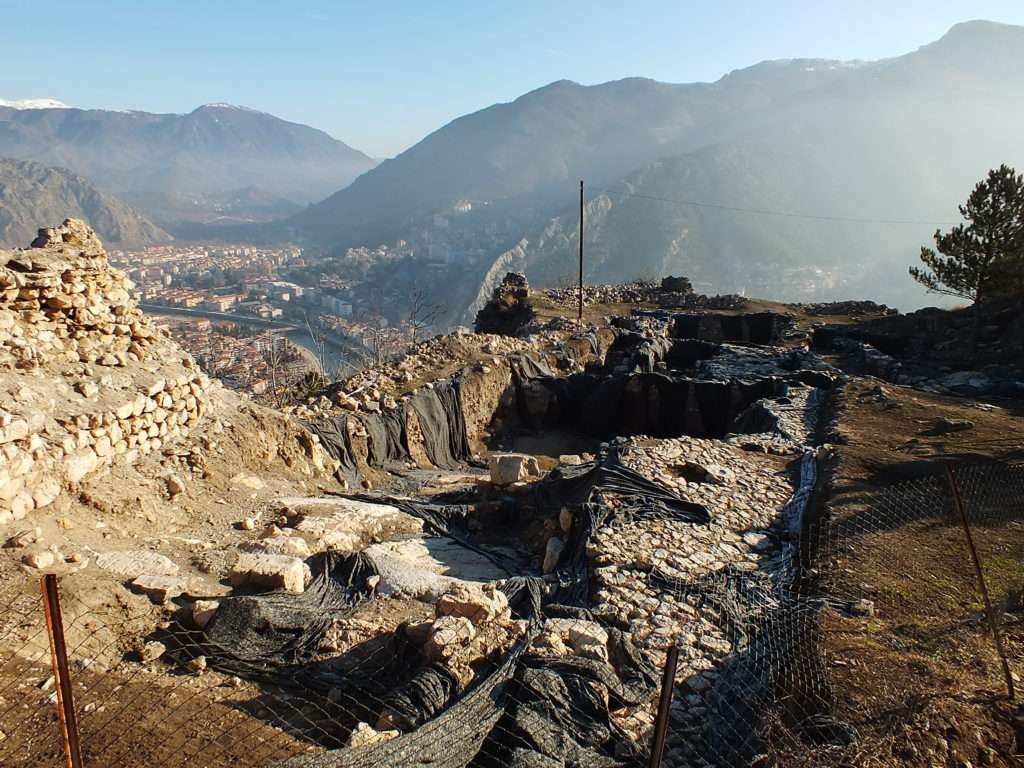 Amasya Kalesi (Harşena Kalesi)