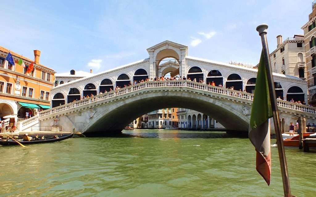 Rialto Köprüsü (Ponte di Rialto)