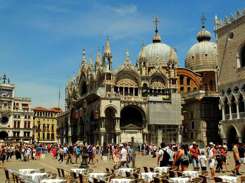 San Marco Bazilikası (Basilica di San Marco) ve San Marco Meydanı (Piazza San Marco)