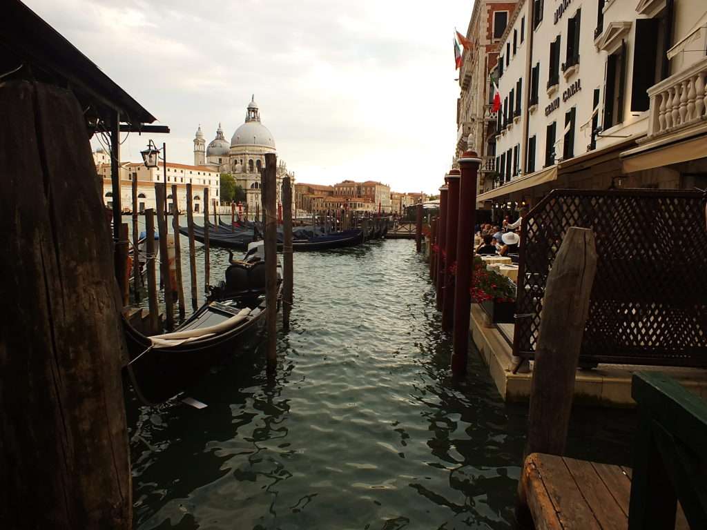 Venedik'te Ne Yenir? Büyük Kanal Manzaralı Restoranlar