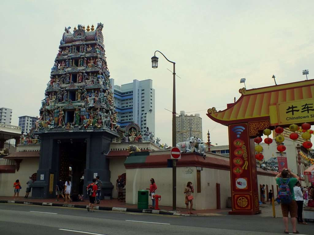 Singapur Gezisi Chinatown Sri Mariamman
