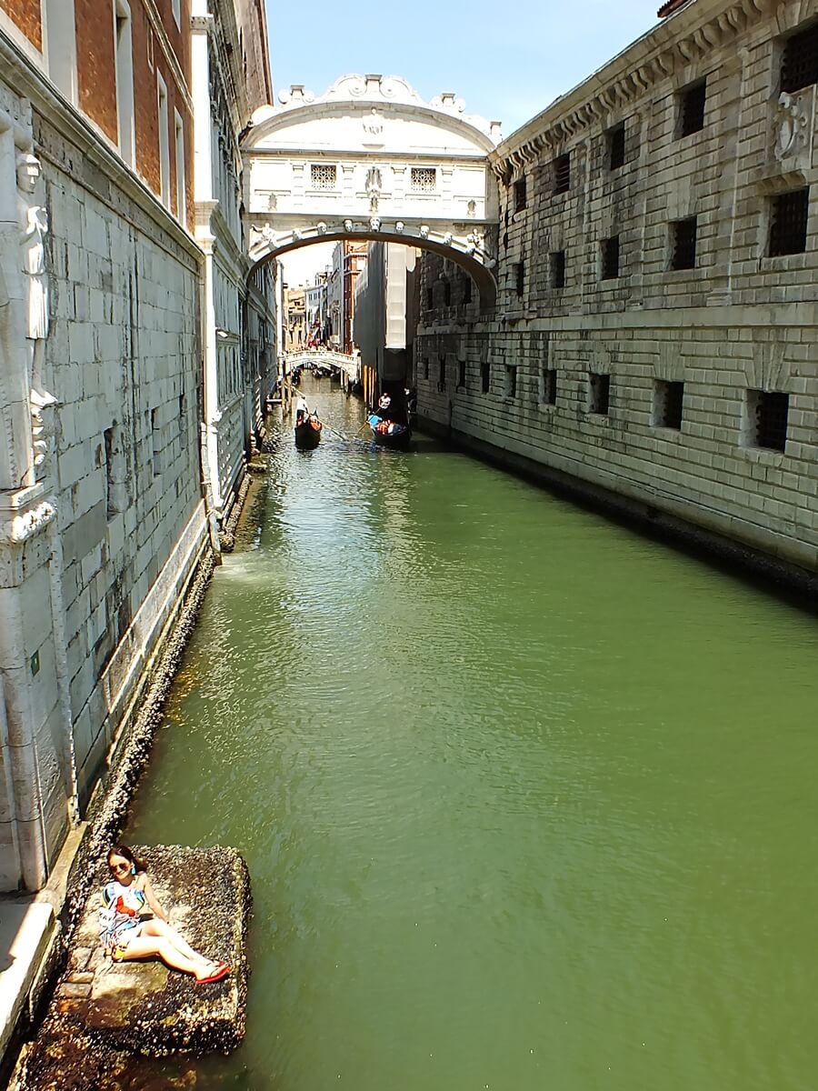 Hapishane ve Ahlar Köprüsü (Ponte dei Sospiri)