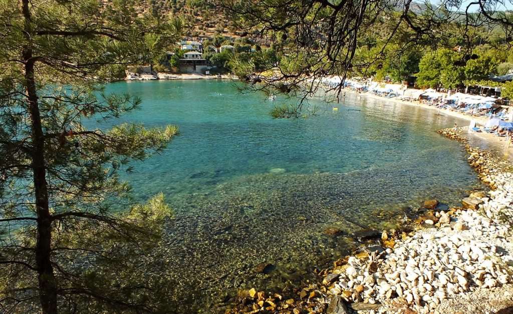 Aliki Beach (Alyki-Αλυκή)