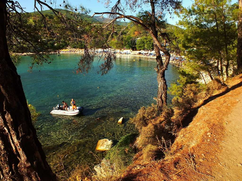 Aliki Beach (Alyki-Αλυκή)