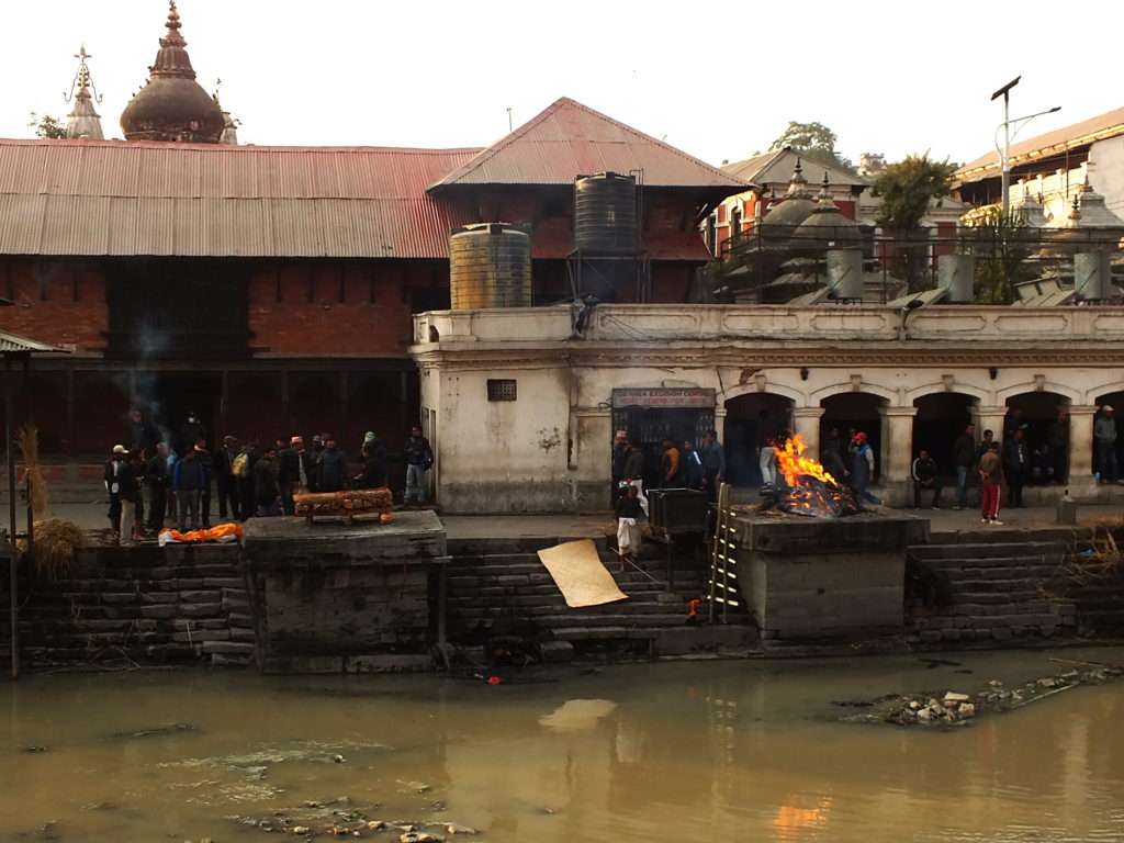 Pashupatinath Tapınağı (श्री पशुपतिनाथ मन्दिर)