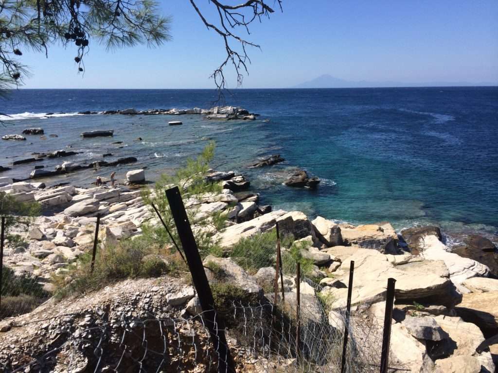 Aliki Beach (Alyki) Antik Mermer Ocağı ve Batık Mermer Limanı