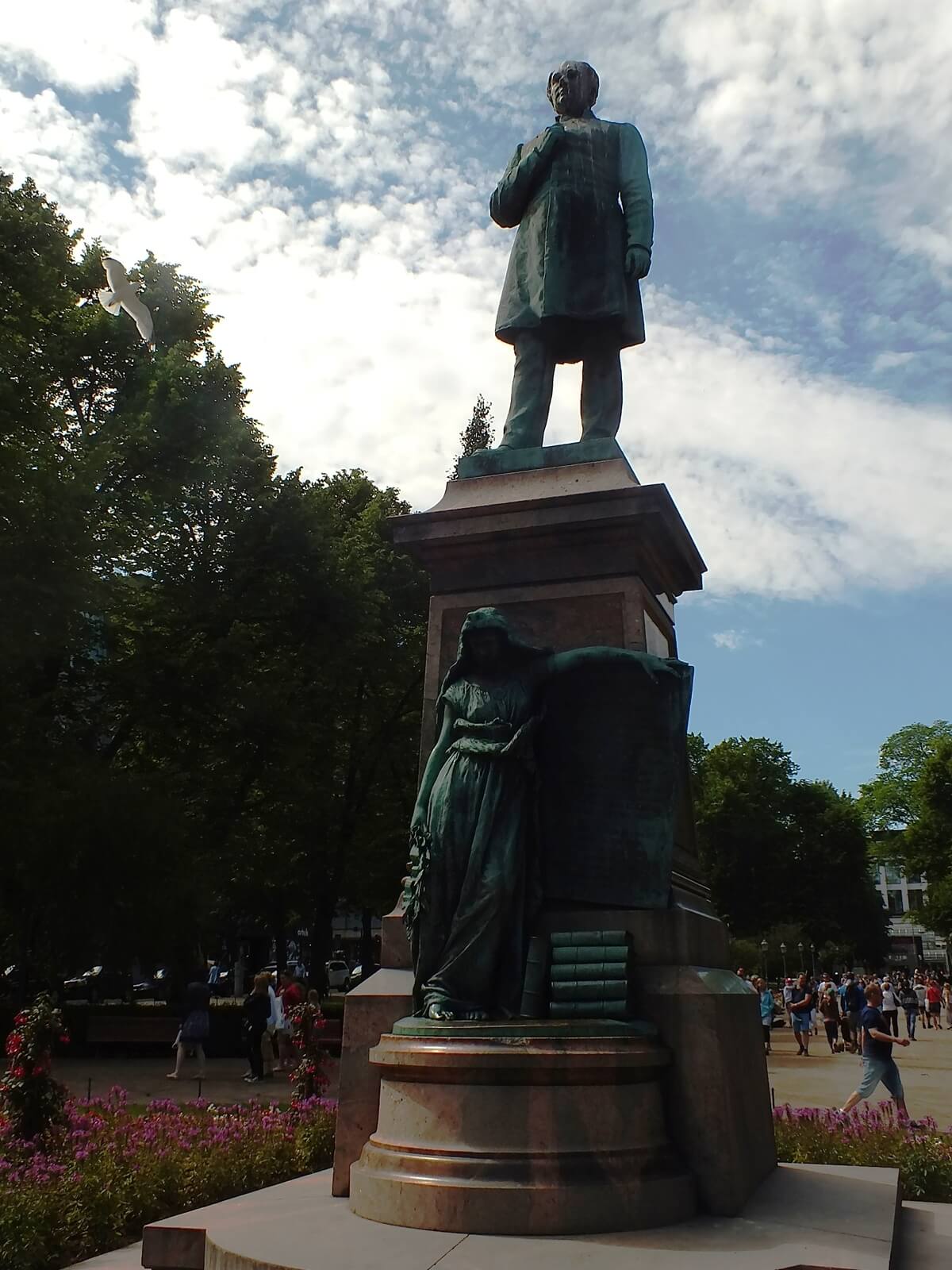 Johan Ludwig Runeberg Heykeli