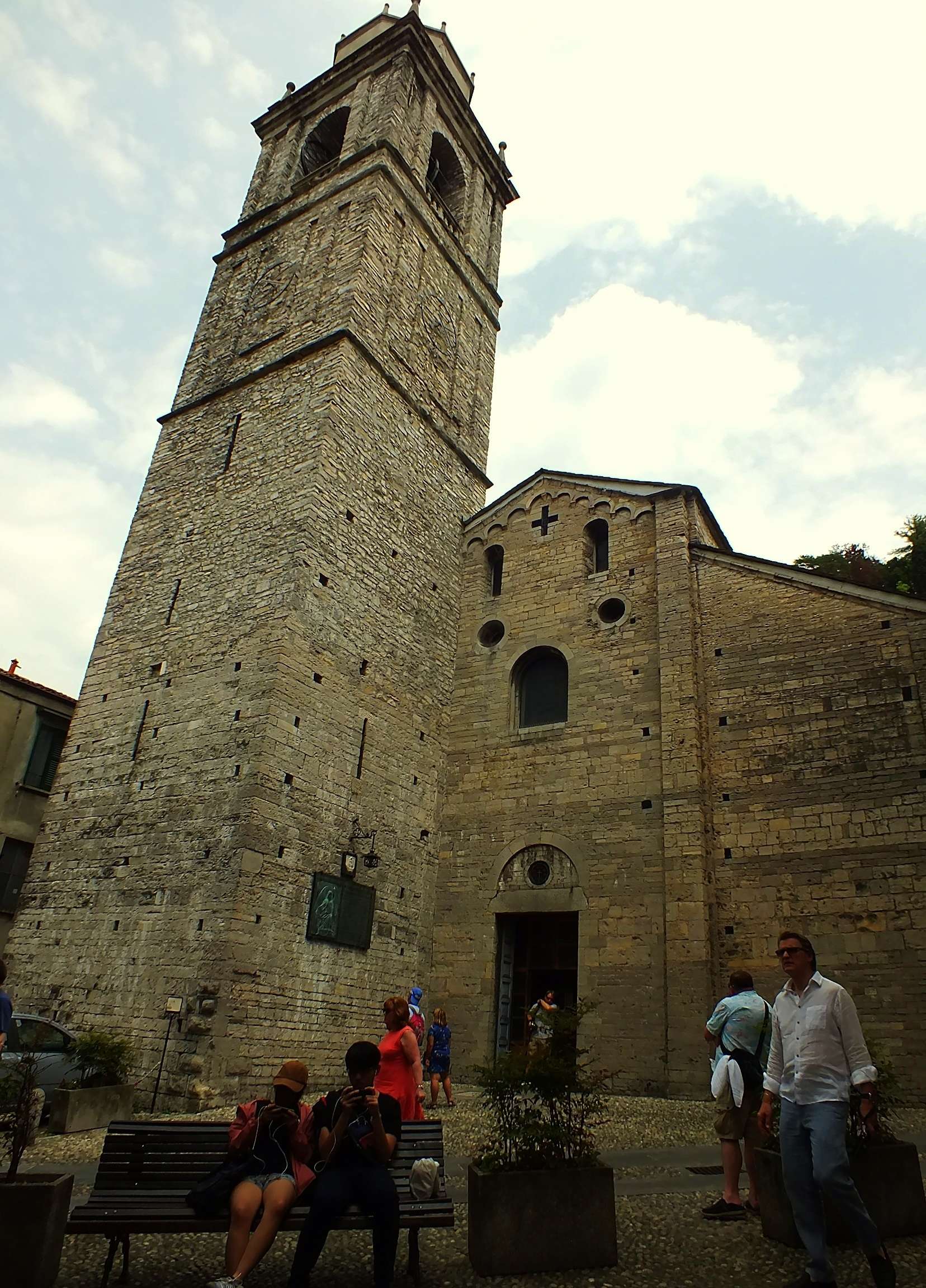 Bellagio Aziz Giacomo Kilisesi (Chiesa San Giacomo)