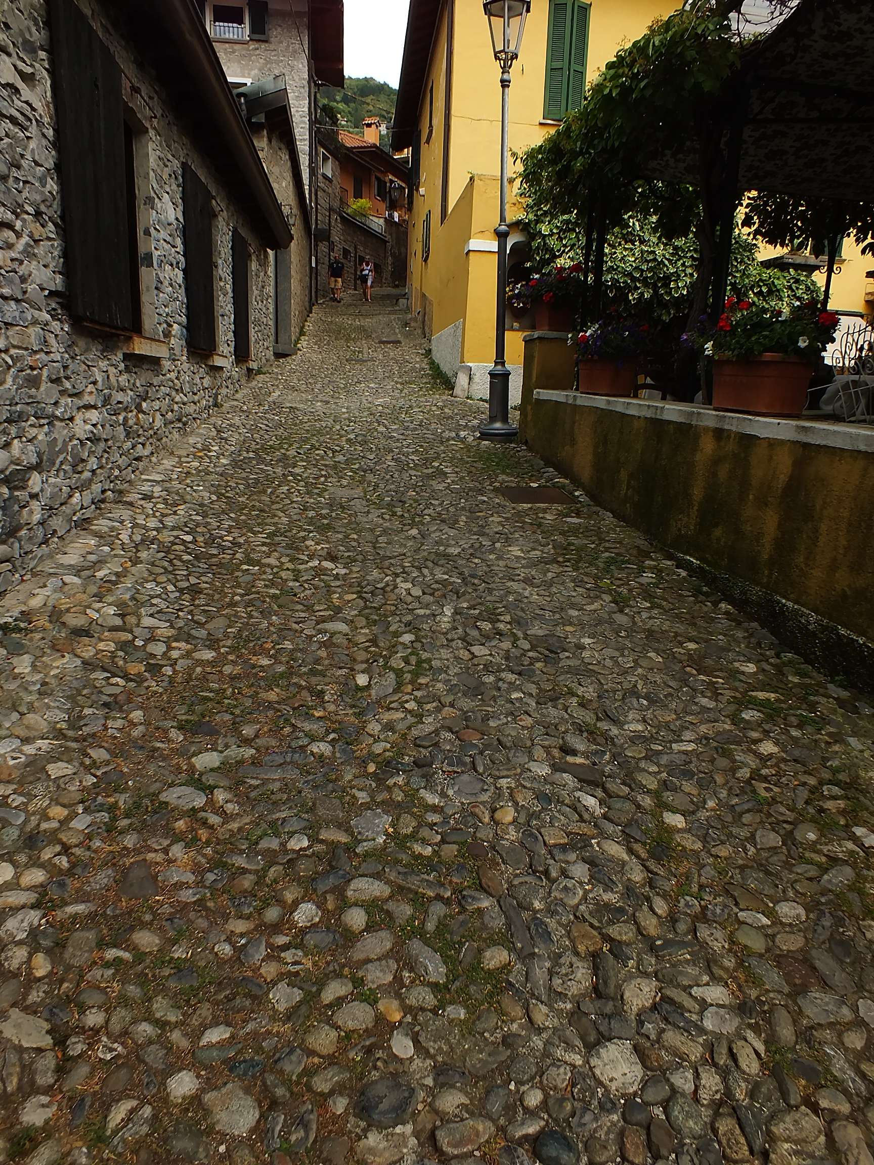 Varenna Sokakları