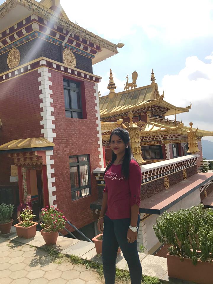 Thrangu Tashi Yangtse Manastırı