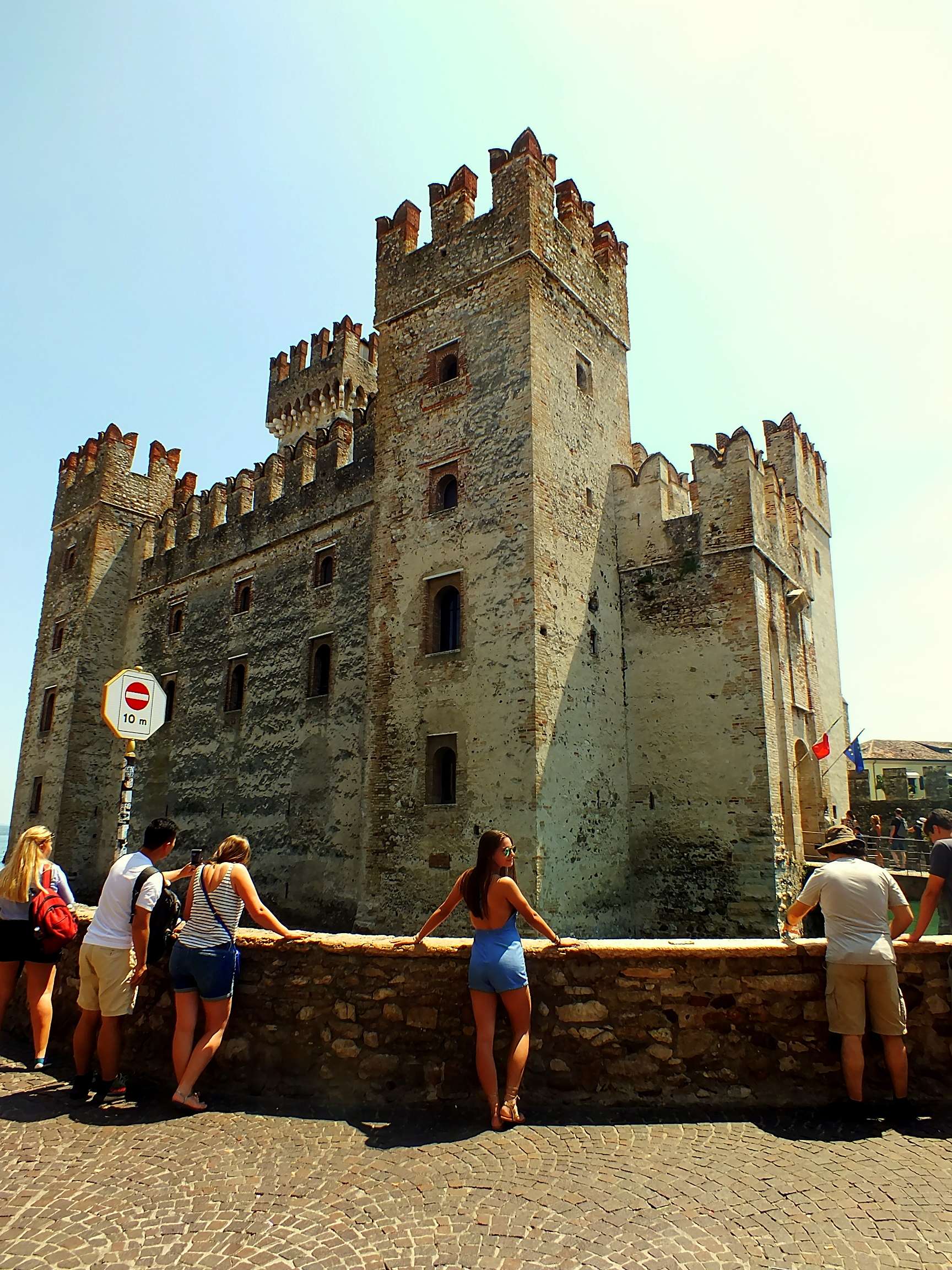 Sirmione Scaligero Kalesi (Castello Scaligero)