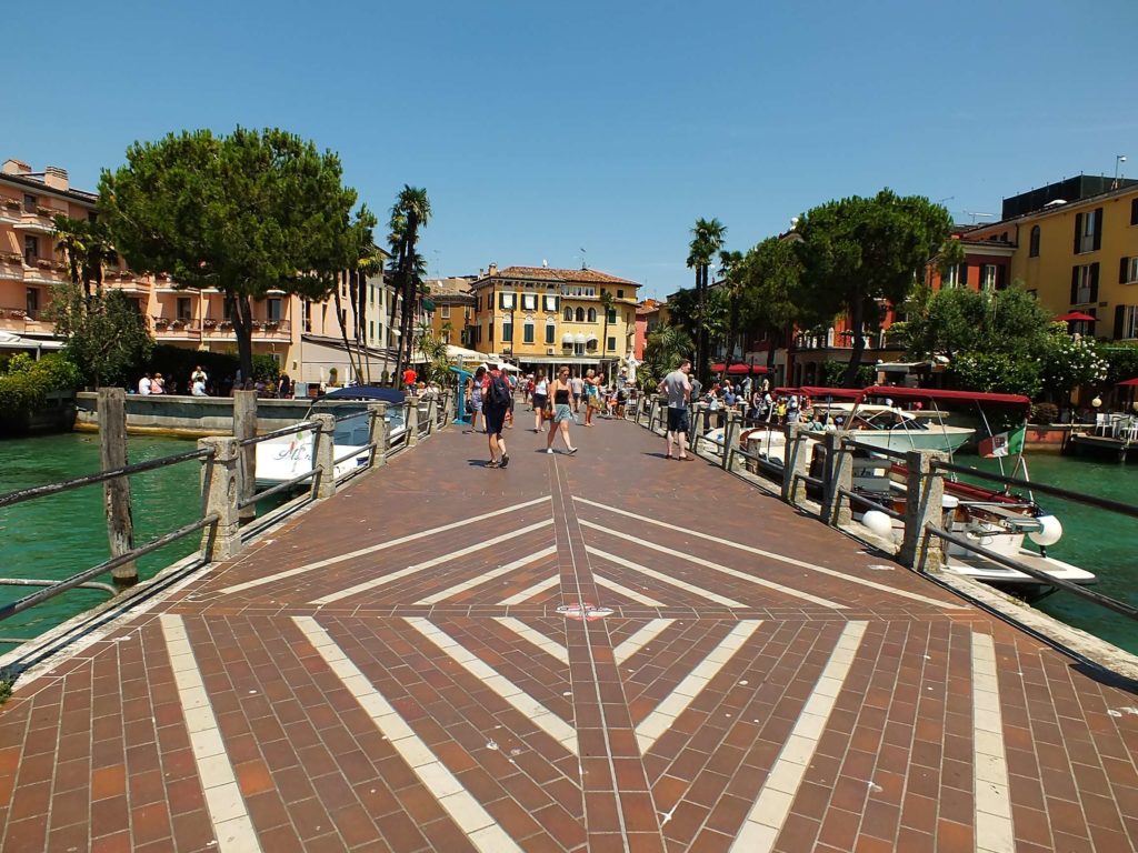 Garda Gölü Sirmione İskelesi