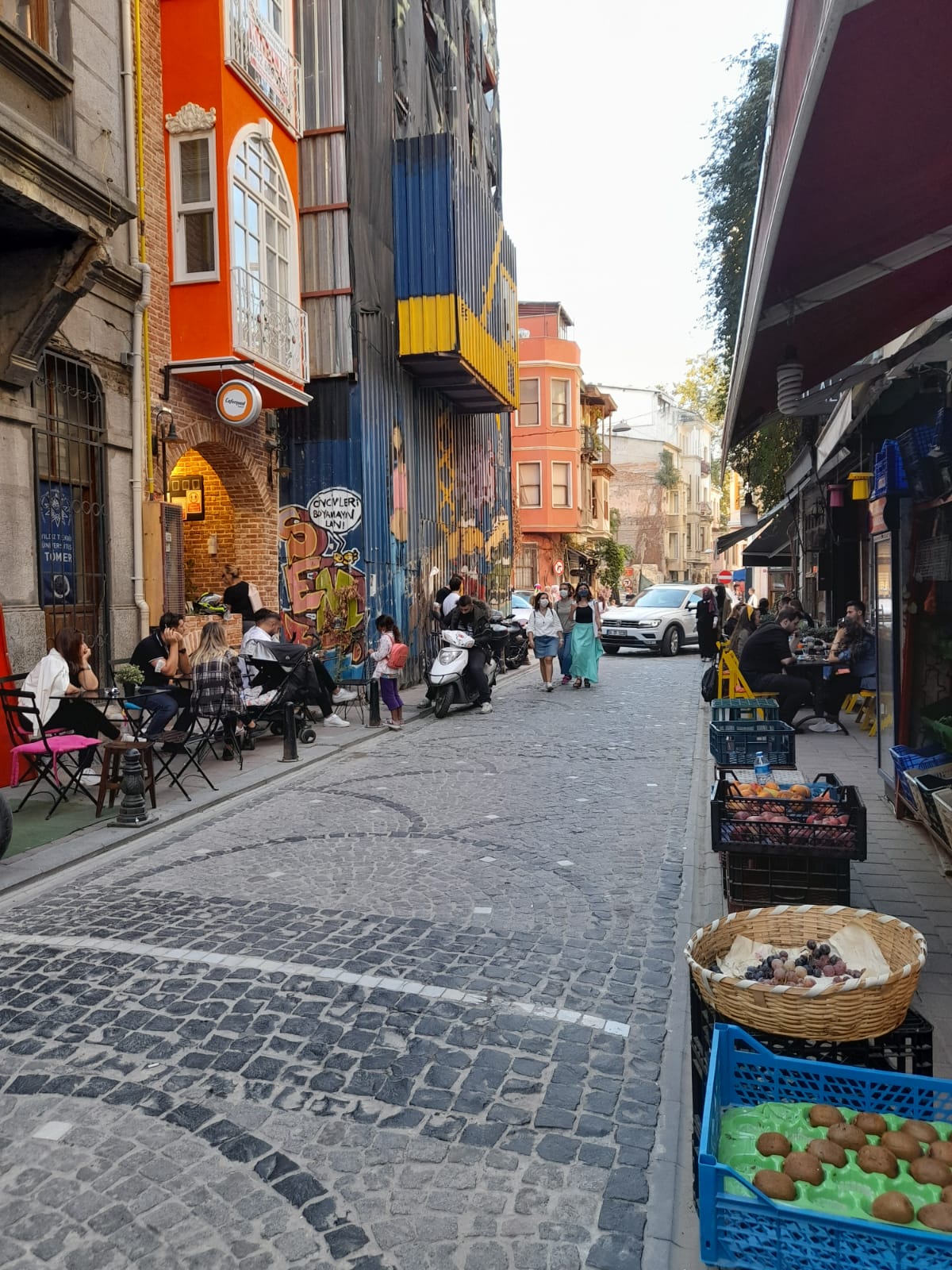 Balat Sokakları Vodina Caddesi