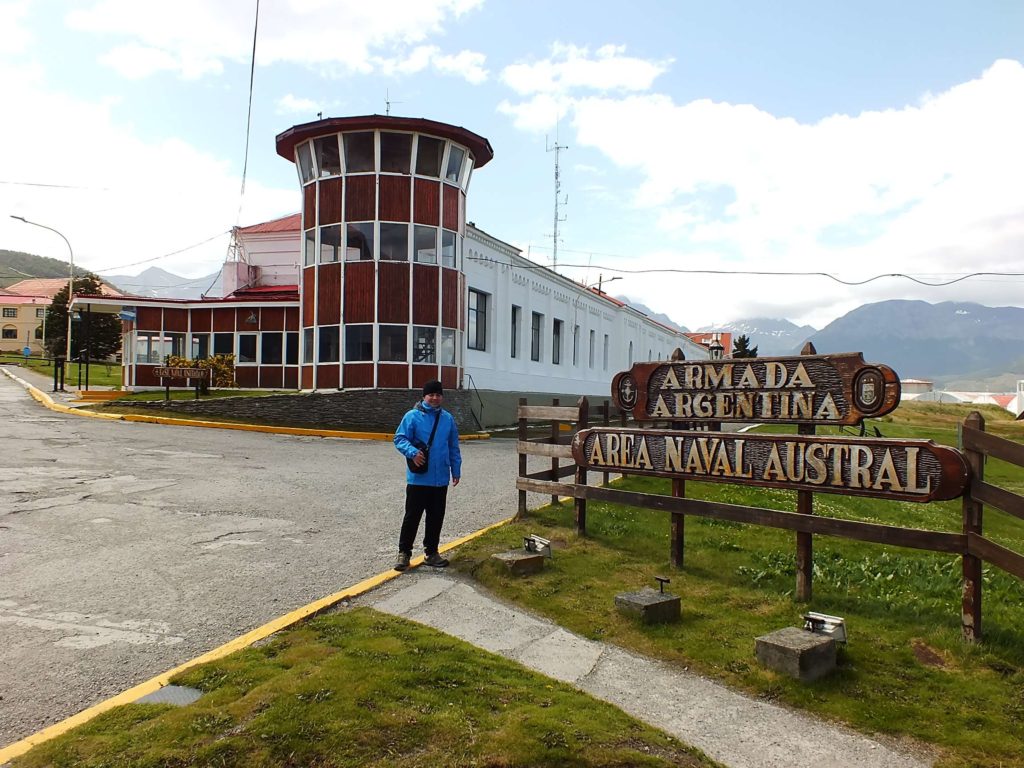 Ushuaia Gezisi Güney Deniz Bölge K.lığı (Area Naval Austral)