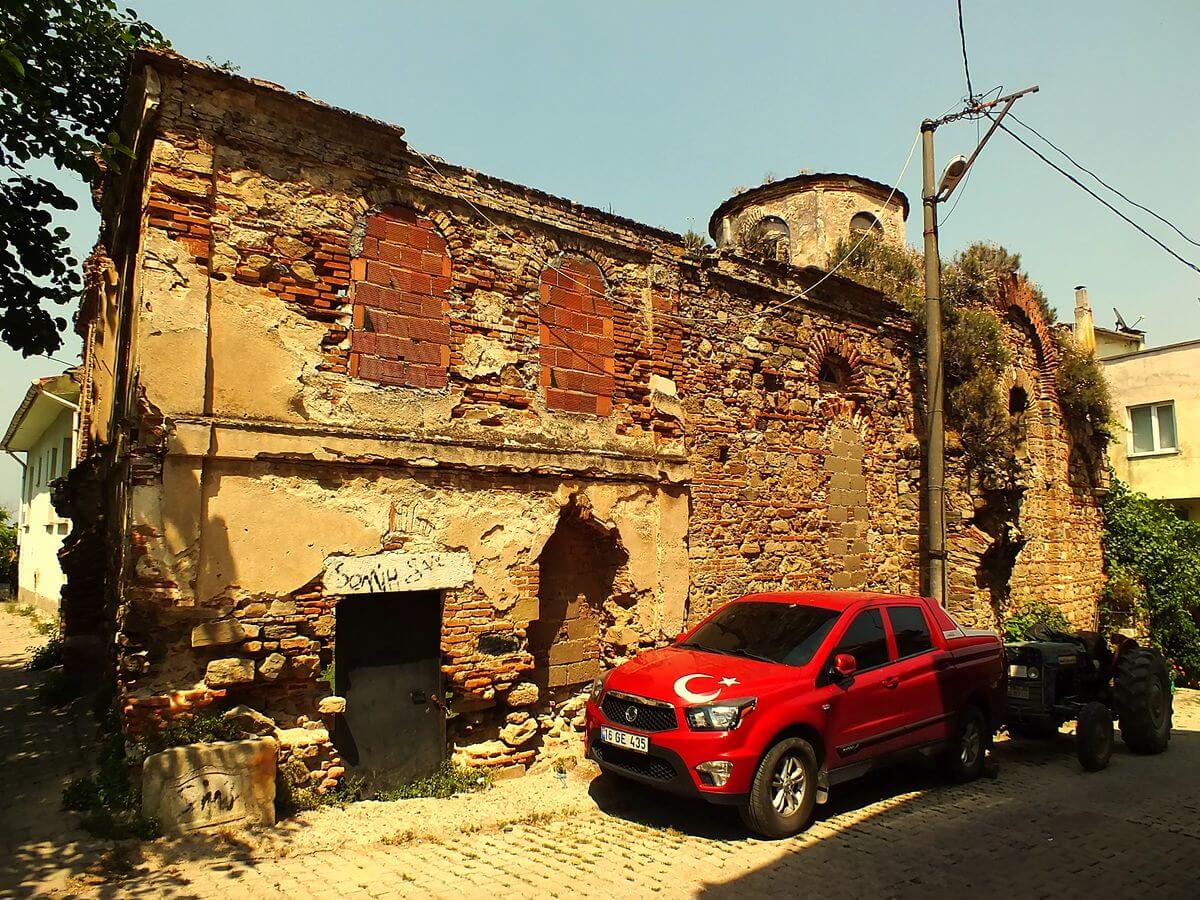 Tirilye Gezisi Kemerli Kilise