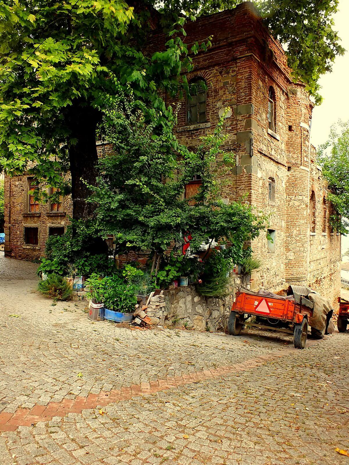 Dündar Evi (Hagios Ioannes Kilisesi)