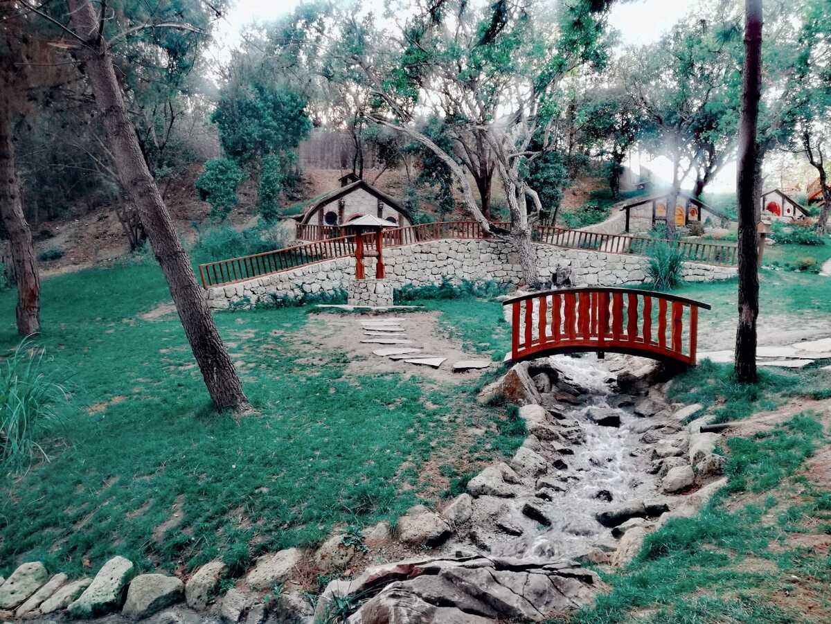 Darıca Hobbit Köyü