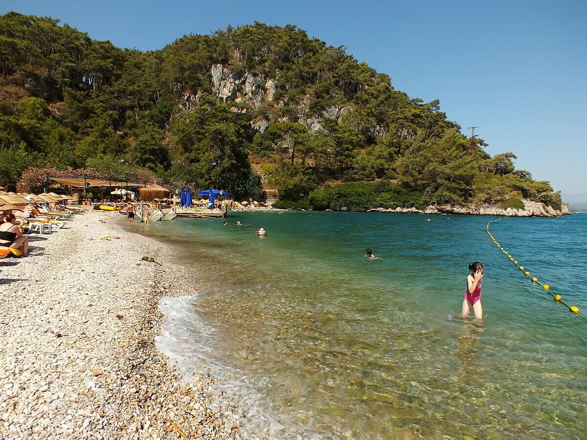 Çınar Beach Club