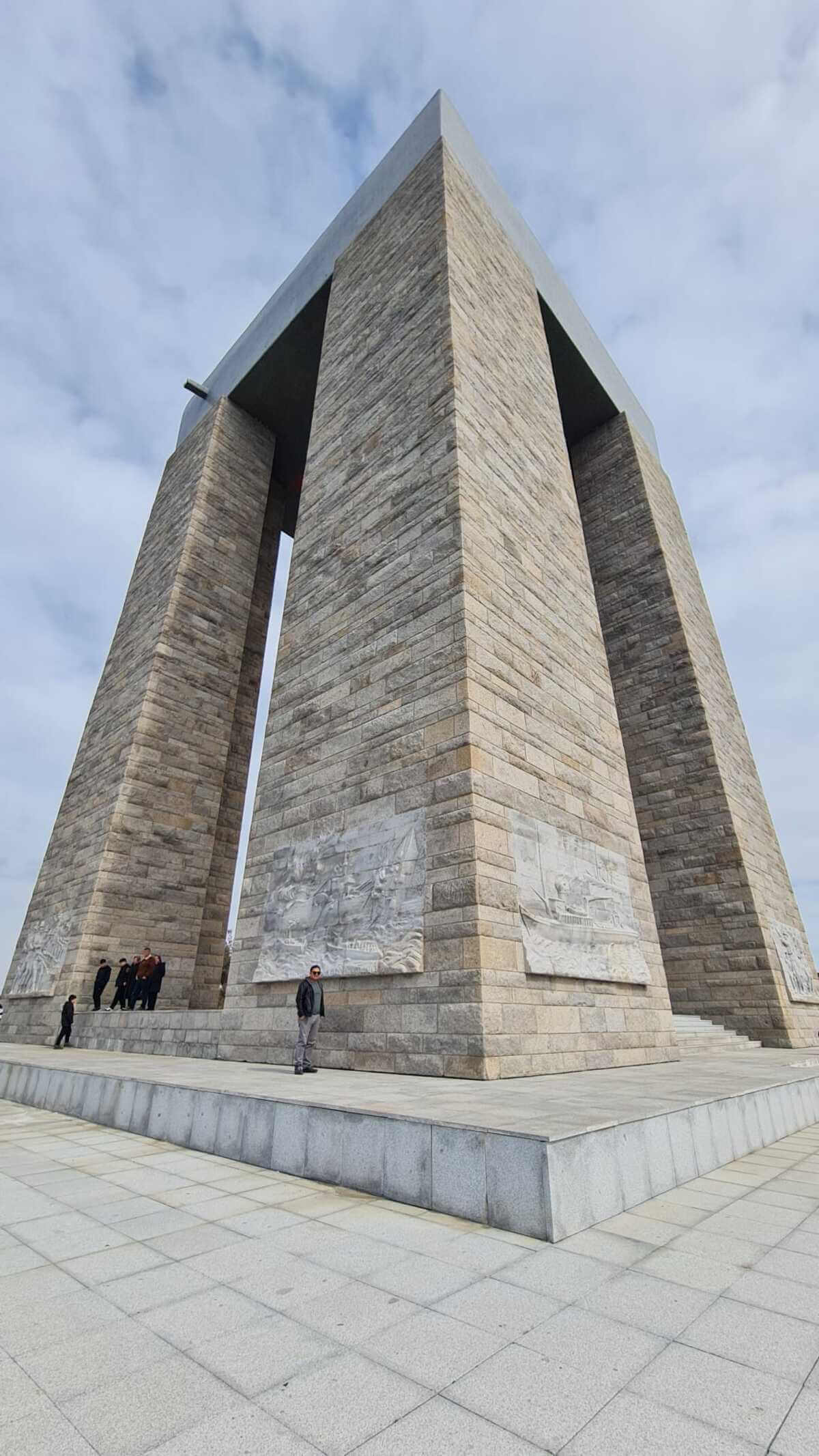 Çanakkale Şehitler Abidesi