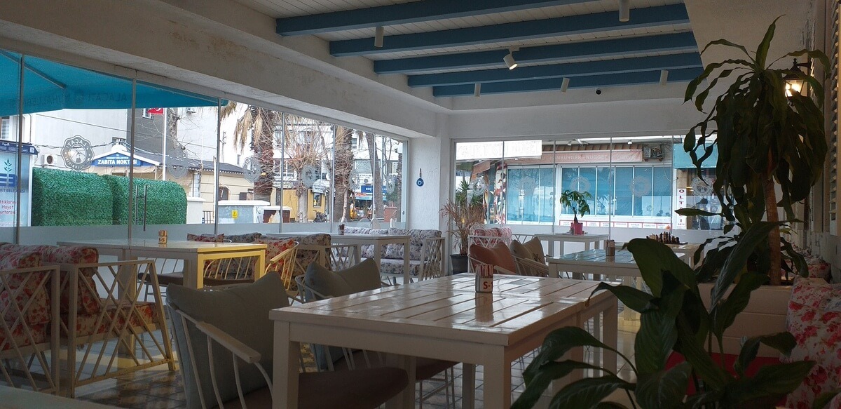 Alaçatı Muhallebicisi Akçay